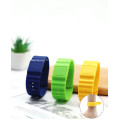 Bracelet de montre en caoutchouc de silicone liquide LSR Injection Wristband